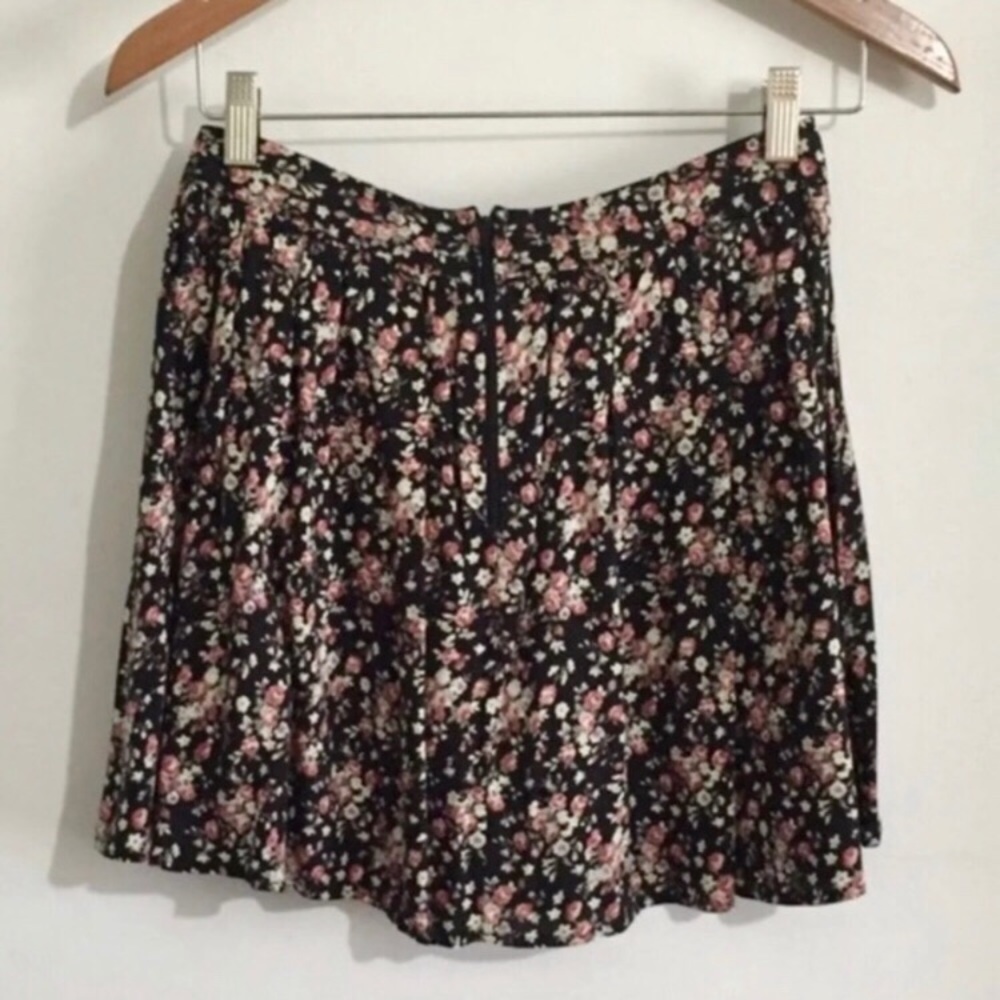 Nordstrom | Soprano Floral💐Skirt - Picture 3 of 4
